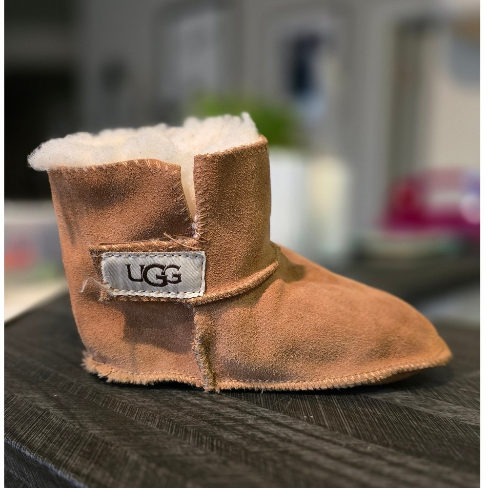 UGG Infant Jesse Chestnut Suede Shearling Lined Booties Size: 4/5-6/7 12-18 m - Picture 3 of 11